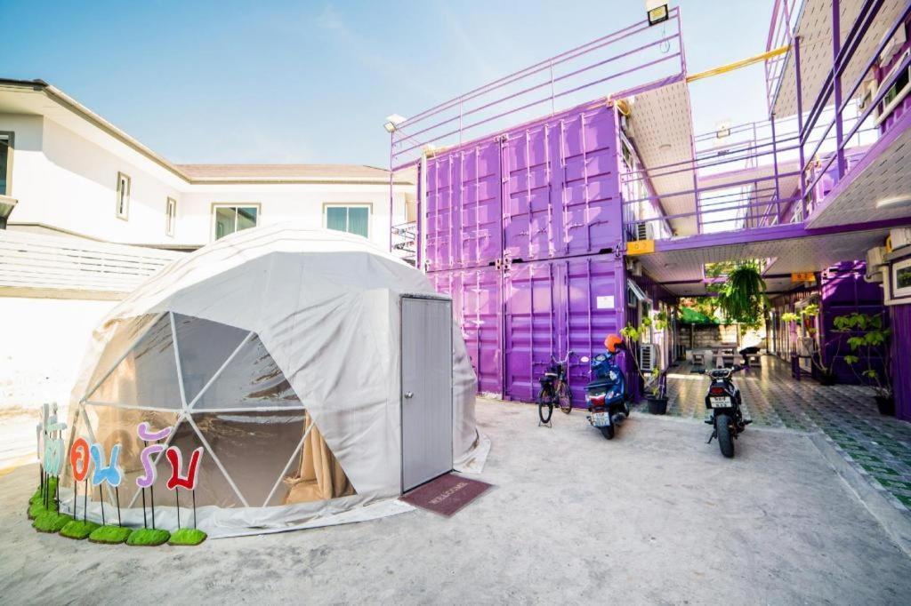 5 Diamond Hotel Bangkok Exterior photo